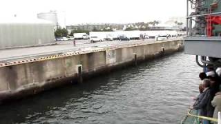 [20090530]自衛隊船橋マリンフェスタx19「護衛艦はつゆき〜入港1〜」
