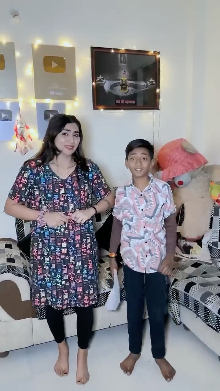 चिक्कू को बचाने के चक्कर में फस गई में?? #kajalsoni #comedy #funny #viralvideo #drama @kajalsoni