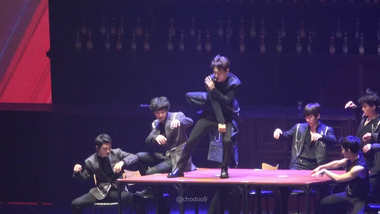 180714  엑소 ElyXiOn dot in Seoul '내가미쳐(going cray)' Chen Focus