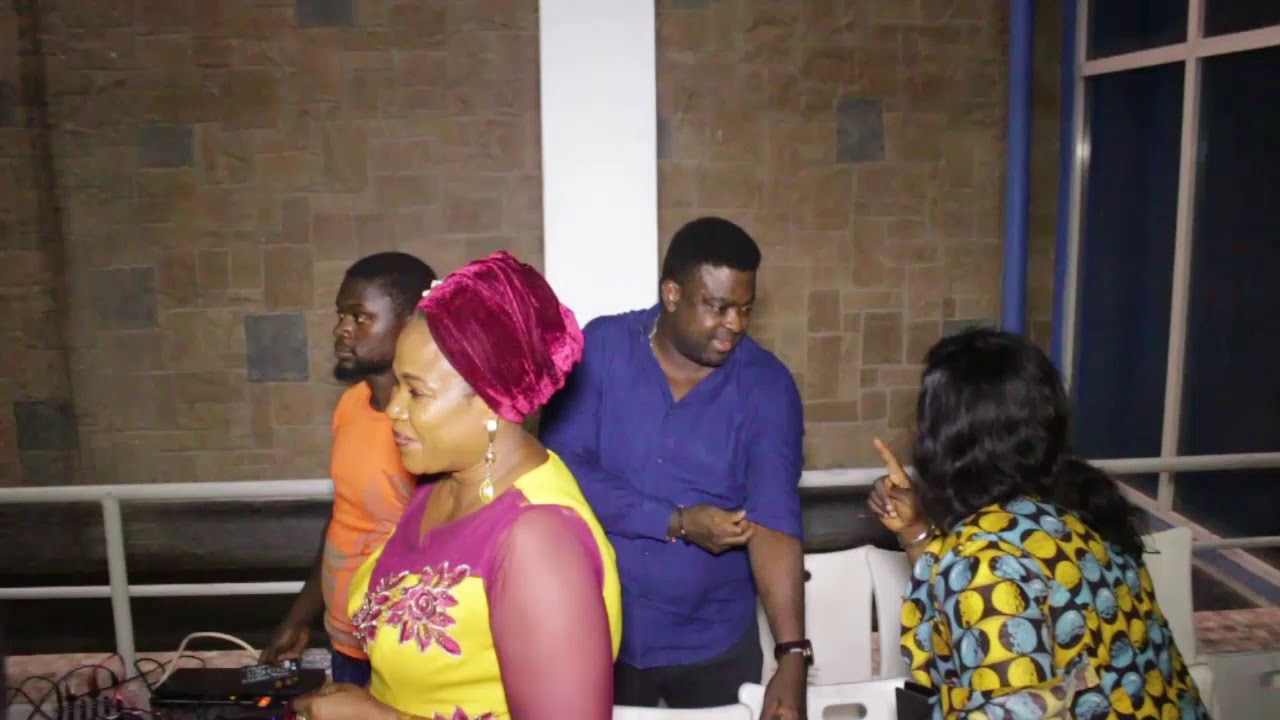 SO EMOTIONAL JOKE SILVA KUNLE AFOLAYAN RAMSEY NOAH AND OTHERS SING FOR TUNDE KELANI BABA 70 nigerian comedy movies