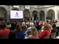 Acto de clausura de la exposición Miradas Enfermeras, en el Parlamento de Cantabria.