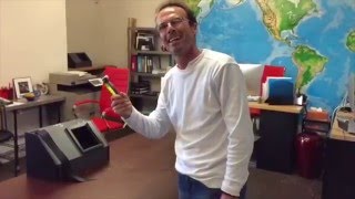 resqhammer™ glass breaking demo
