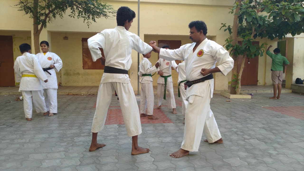 karate Techniques - YouTube