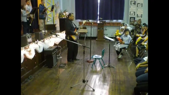 Mauro Cruz plays Rhythm & Blues