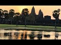 Lever de soleil sur les temples dangkor vat au cambodge