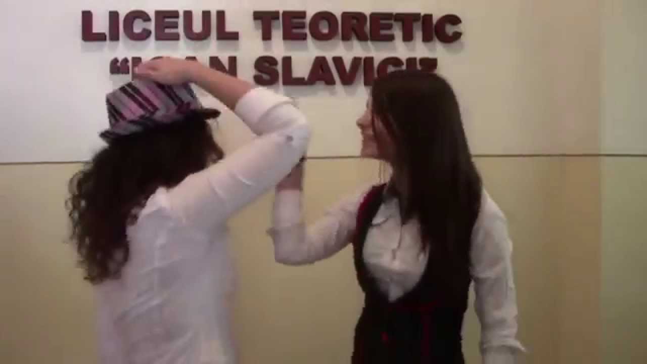 Pharell Williams Happy   We are HAPPY in LIS Panciu Romania