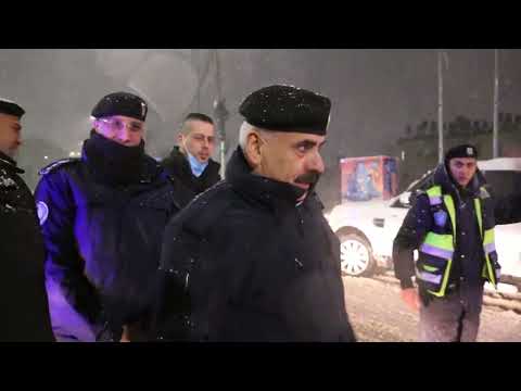 مدير عام الشرطة السيد اللواء يوسف الحلو خلال تفقده الكوادر العاملة في الميدان