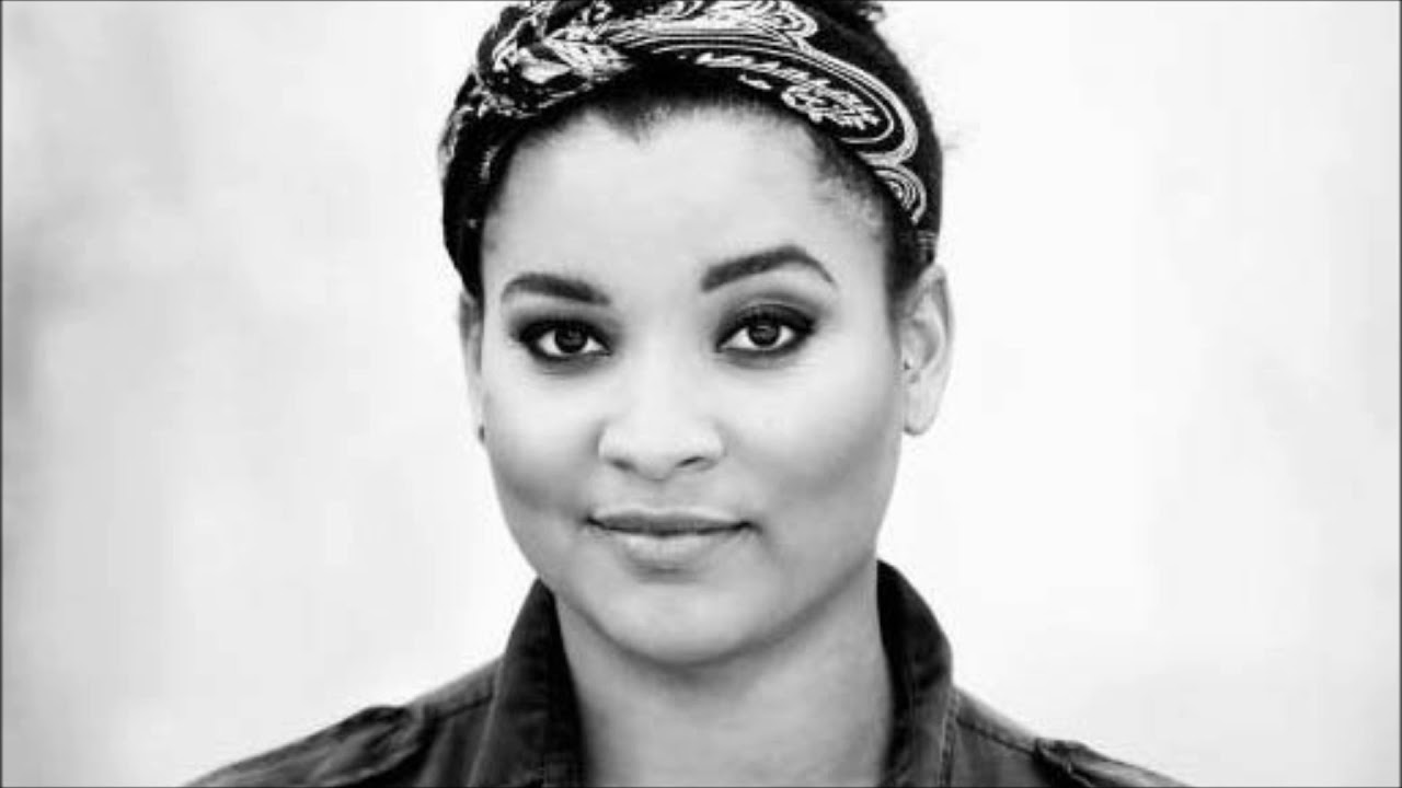 Julia Zahra Just An Illusion Chords Chordify