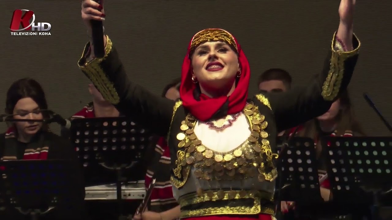 Marigona Matoshi & Ballistët këndojn këngën 