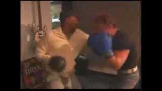 Danny Bonaduce vs. Sugar Ray Leonard!
