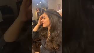 Celebrity Kajol in her new hairstyle 😘😘 #kajol #bollywoodchitchat #shorts Net Worth
