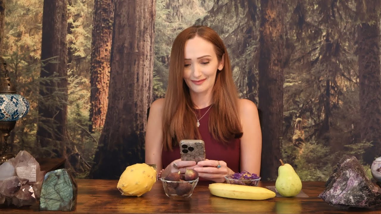 End of Year Predictions and Messages🍂🌻✨PICK-A-CARD✨