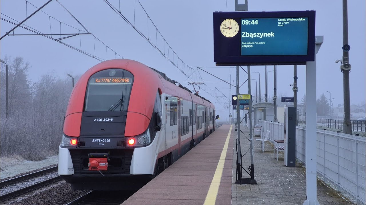 Poranne pociągi na przystanku Poznań Junikowo - Listopad 2025