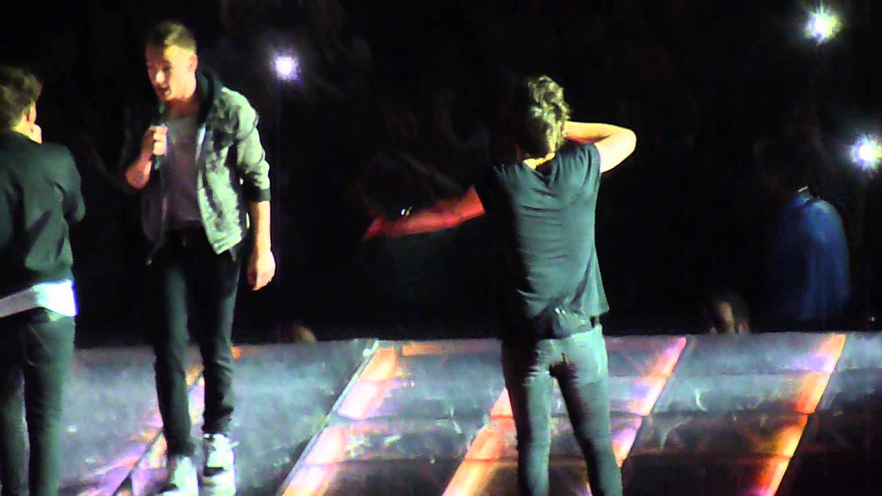 One Direction - Teenage Kicks - Sheffield 14/04/13