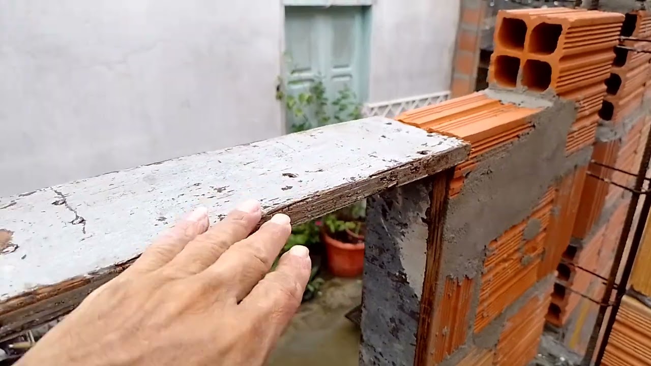 ensinando como que eu faço as vergas e mostrando outras coisas da obra