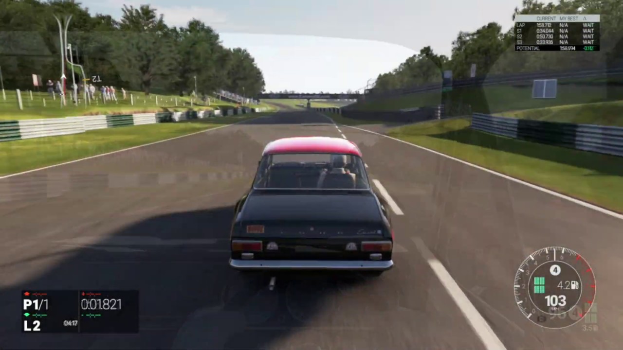 Advanced Driving Techniques - IPSGA, Limit Points and Car Balance at a virtual Cadwell Park.