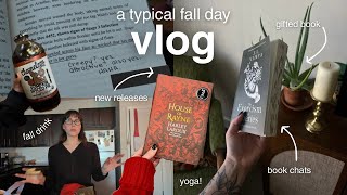 VLOG: spend a typical fall day with me, new yoga/pilates class, book chats, current reads, etc