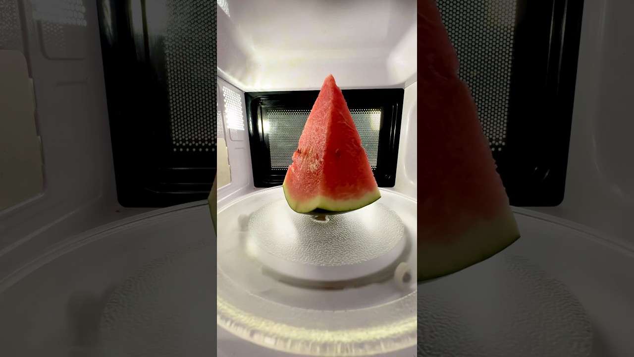 Experiment Microwave oven vs watermelon 🍉 😱