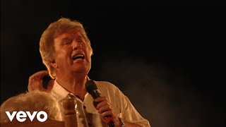 Bill & Gloria Gaither - O, the Blood of Jesus/Nothing But the Blood/Near the Cross (Medley) [Live] chords