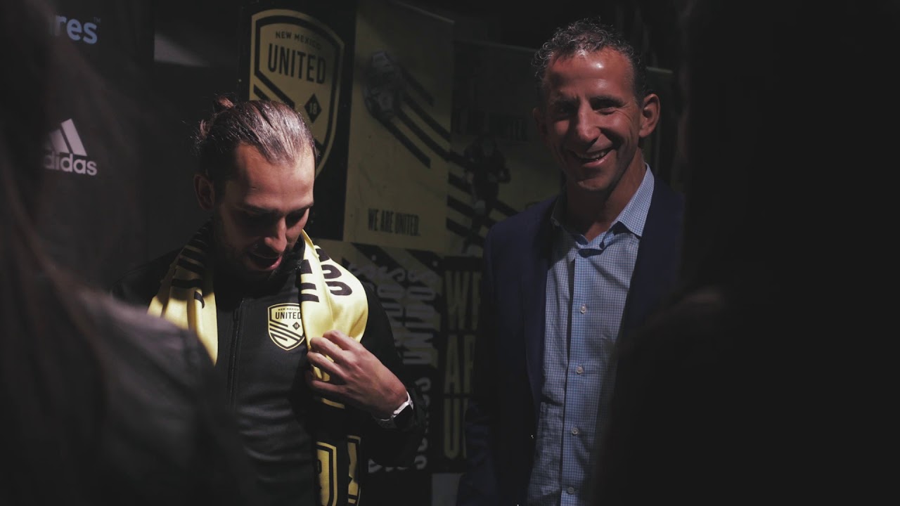 Pro Soccer Player Salary Black Yellow Bash Include In Tip