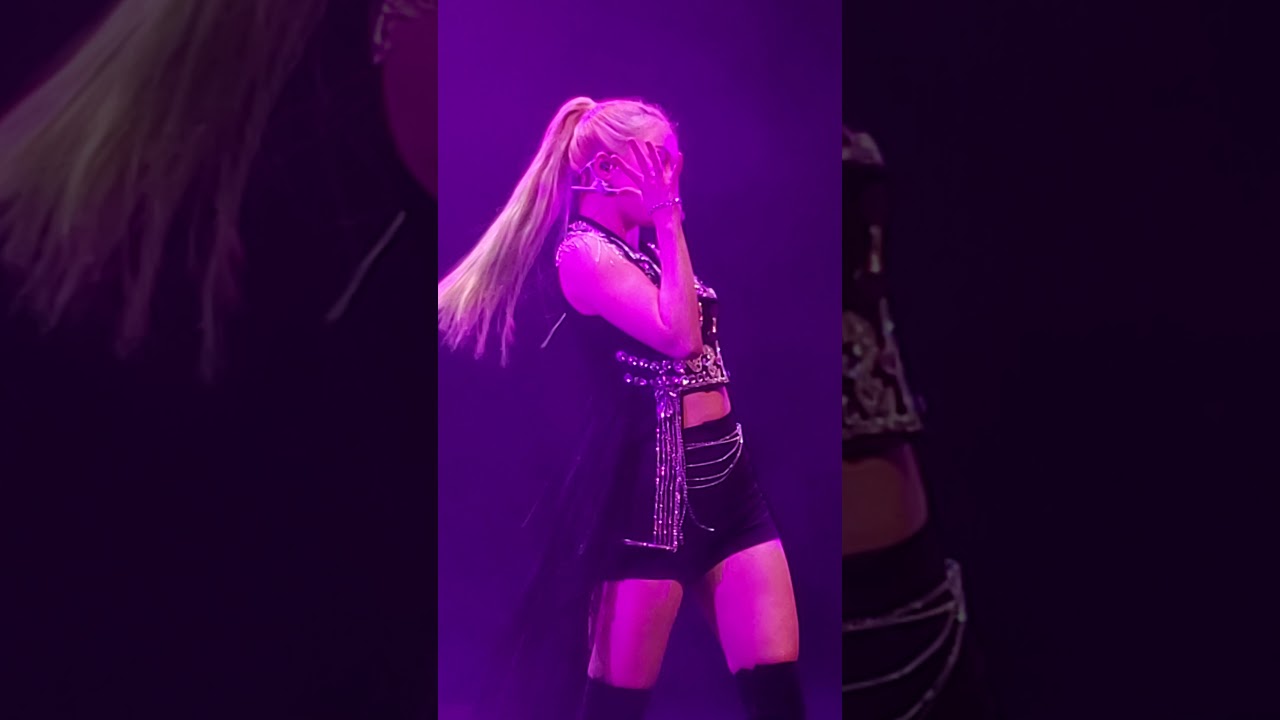 200311 EVERGLOW - Bon Bon Chocolat  (Mia focus)(Chicago)