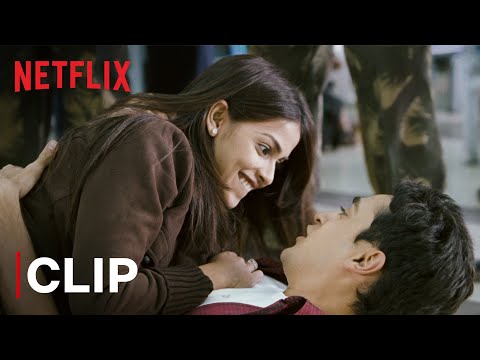 Imran Khan Proposes To Genelia D’Souza | Airport Scene | Jaane Tu Ya Jaane Na | Netflix India