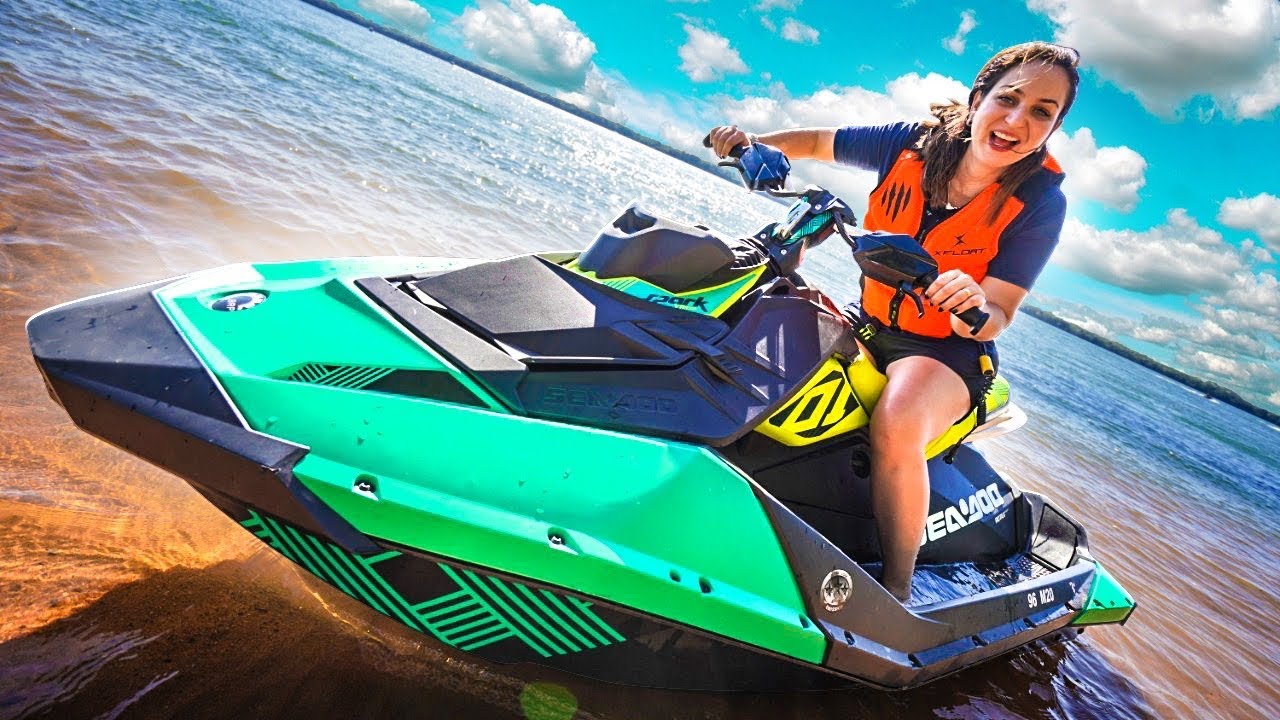 MINHA MÃE ANDOU DE JET SKI !! * realizei o sonho dela *