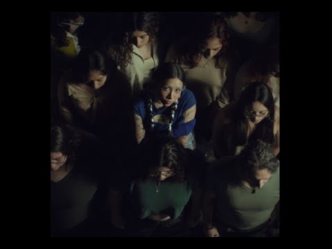 Karina Galicia - ME PERTENEZCO (Video Oficial)