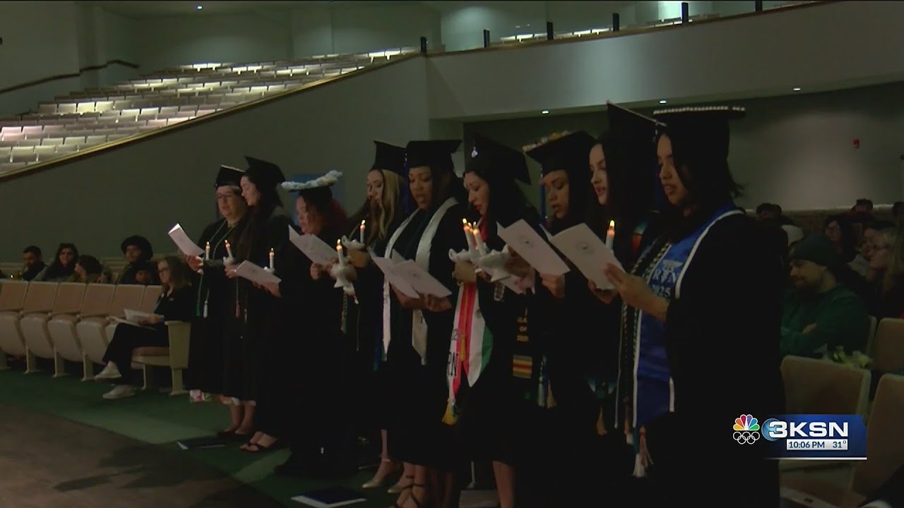 'An honor': Local mother-daughter nurse duo share pinning moment at graduation