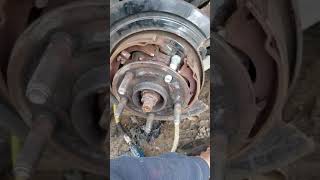 2011 Dodge Durango rear wheel stud