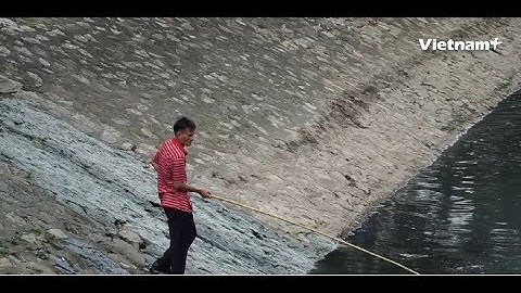 Sông Tô Lịch sau gần một tháng áp dụng công nghệ làm sạch Nhật Bản