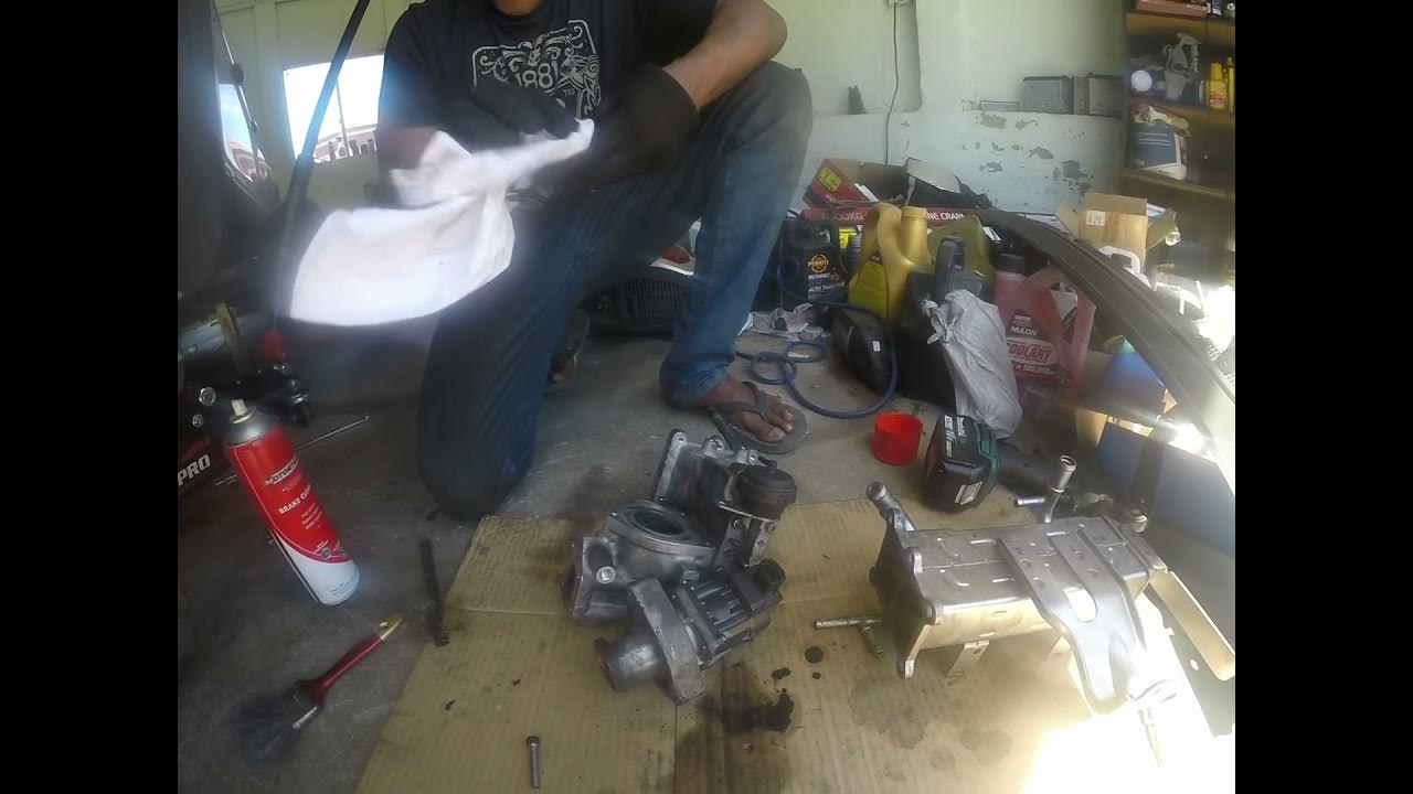 Holden Captiva EGR removal and cleaning YouTube