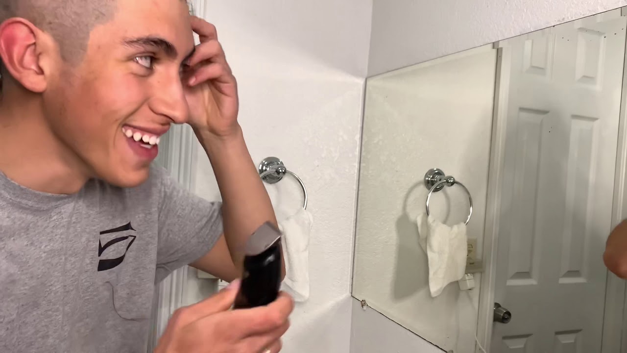 I SHAVED MY HEAD (ME RAPE LA CABEZA)👨🏼‍🦲