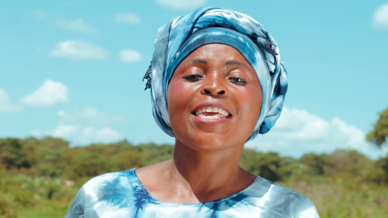 Baha’i tam tam Mtema na mweko(0fficial video)