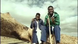 Kuyoze kulunge by Deekay & Zoroh official music video