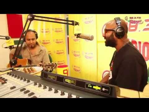 Watch Daaru Desi Singer Benny Dayal Unplugged In Mirchi Studios.