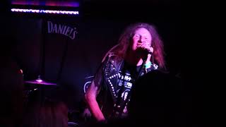 Oliver Dawson Saxon - 747 (Strangers In The Night) - Live In Glasgow 2019 Guide