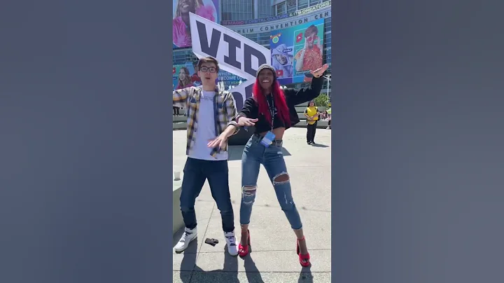 I taught @HewMoran Tilted Tower Dance | Go Tilted | #keepupradio #hewmoran #fortnite