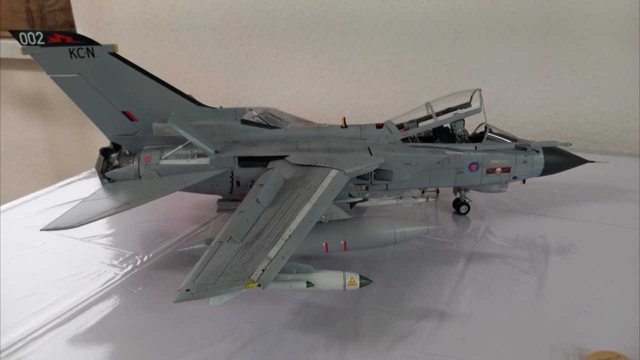 Tornado GR.4, Maßstab 1:32, Hersteller ITALERI