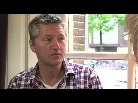 Margreet Dolman praat met misdaadjournalist Paul Hofman