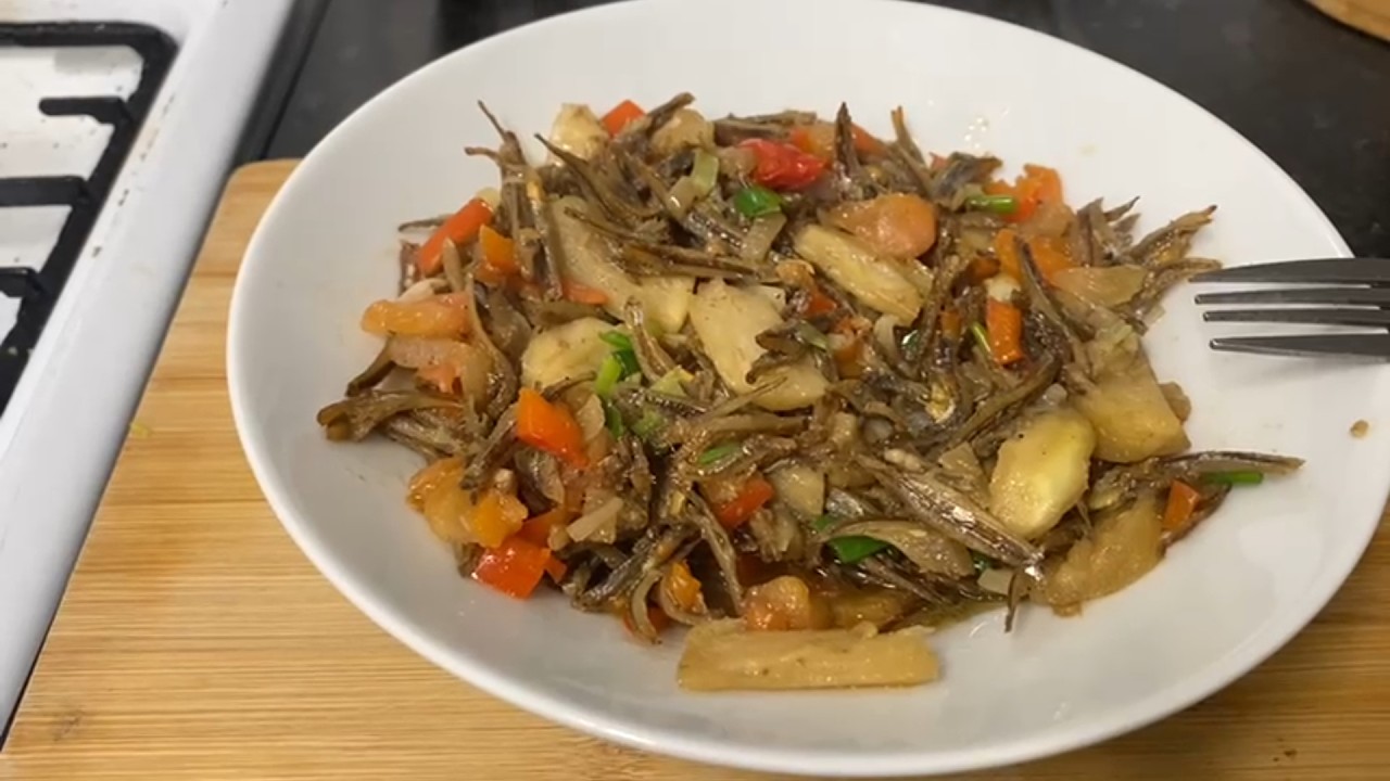 Fried Ndakala With Eggs Plants Yummy! @kokogracetv #cookingvideo #cookingchannel #cooking