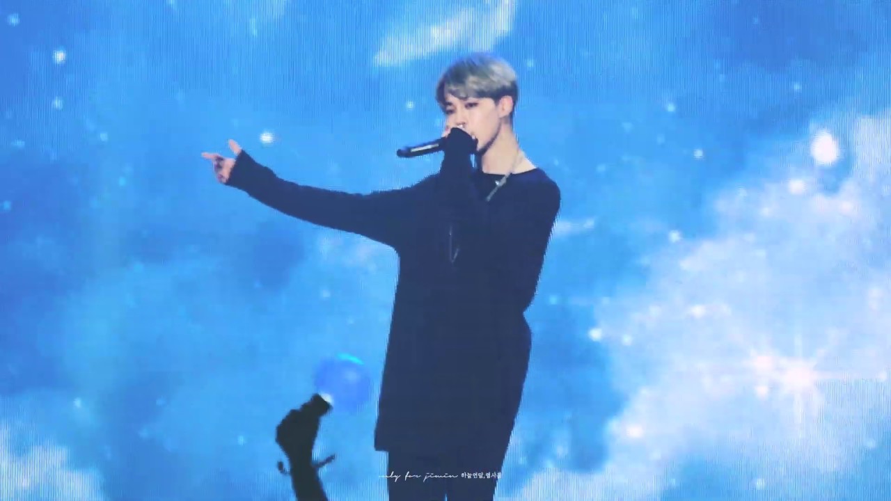 160930 ๋ฐฉํ์๋
๋จ ์ง๋ฏผ (BTS JIMIN) '์ฐฝ์์ผ์ดํํ์คํฐ๋ฒ'SAVE ME' 4K ์ง์บ - YouTube
