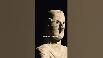 Estatua de 11,000 años en GÖBEKLI TEPE:  El Hombre de Urfa. thumbnail