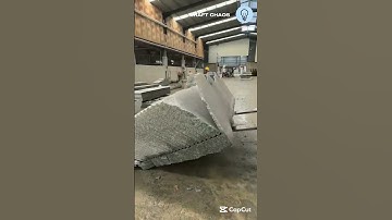 Process of splitting technique demonstration on marbal panels