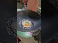 🍳 Яйцо с двух сторон: Хрустящие края и нежная середина