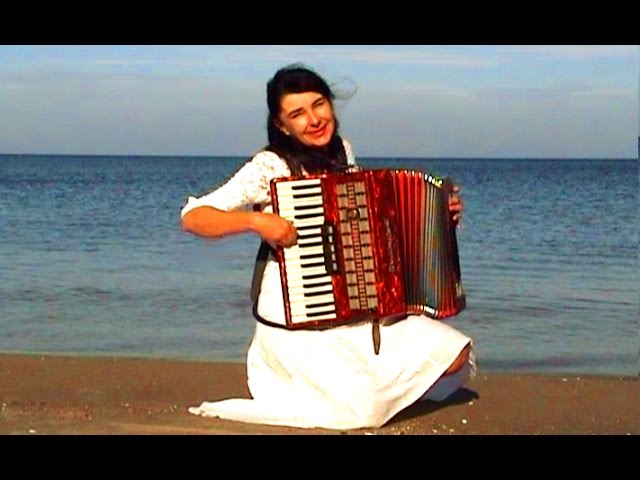 WIESŁAWA DUDKOWIAK   with Accordion on Beach 1 , The most beautiful relaxing melody class=