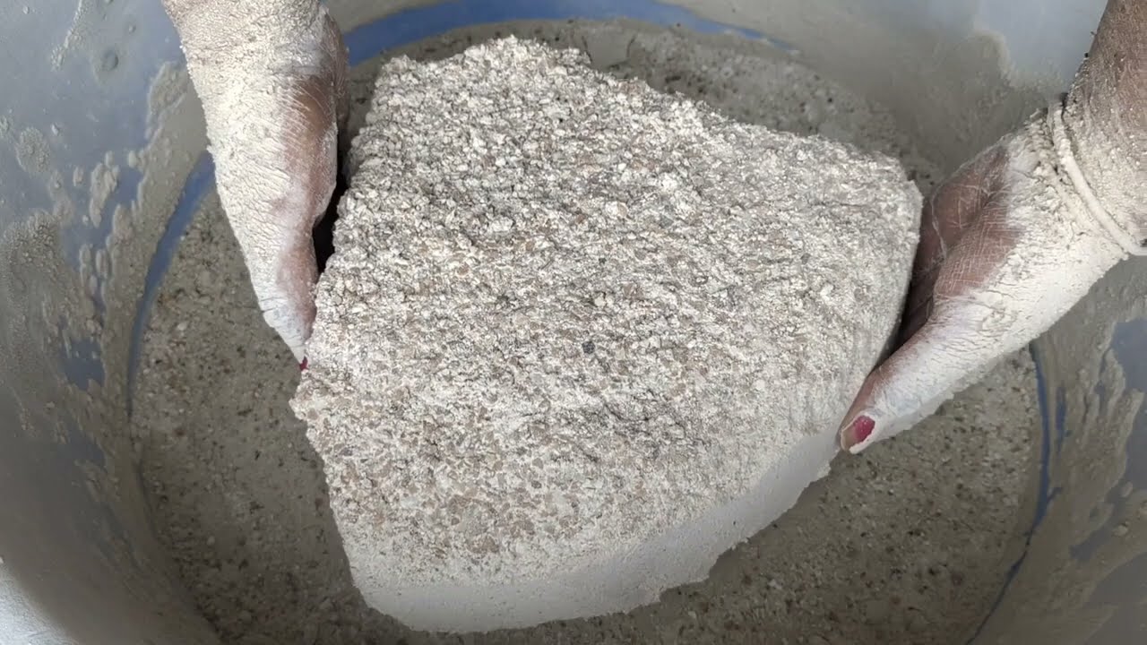 Asmr - Super duper soft dusty 🌪️ White Cement crumbling in water 💦