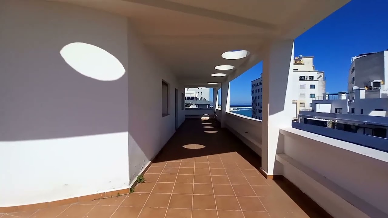 شقة للبيع قريبة للبحر وسط المدينة لي مهتم مرحبا 👋0649572273 #طنجة_المغرب