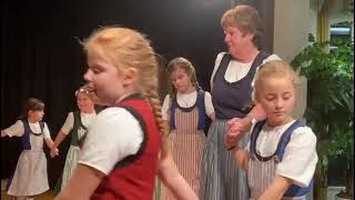 Kinder- und Jugendtanzgruppe der Trachtengruppe Utzenstorf und Umgebung