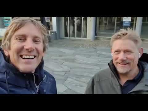 Edwin van der Sar met Peter Schmeichel on street in Midtjylland